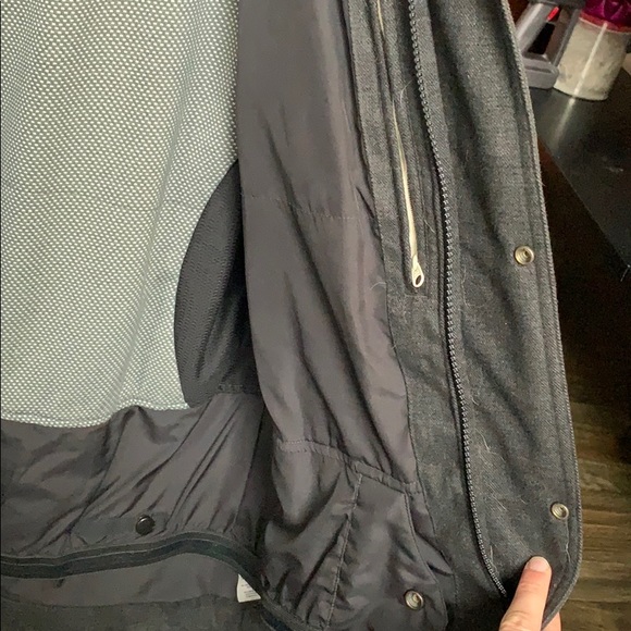 Holden Snowboard Jacket - Picture 6 of 10